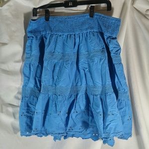 GAP LG Blue ruffle skirt with eyelet detail